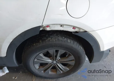 2015 Hyundai Santa Fe Sport 2.4L z USA, uszkodzony, nr VIN 5XYZTDLB4FG294735